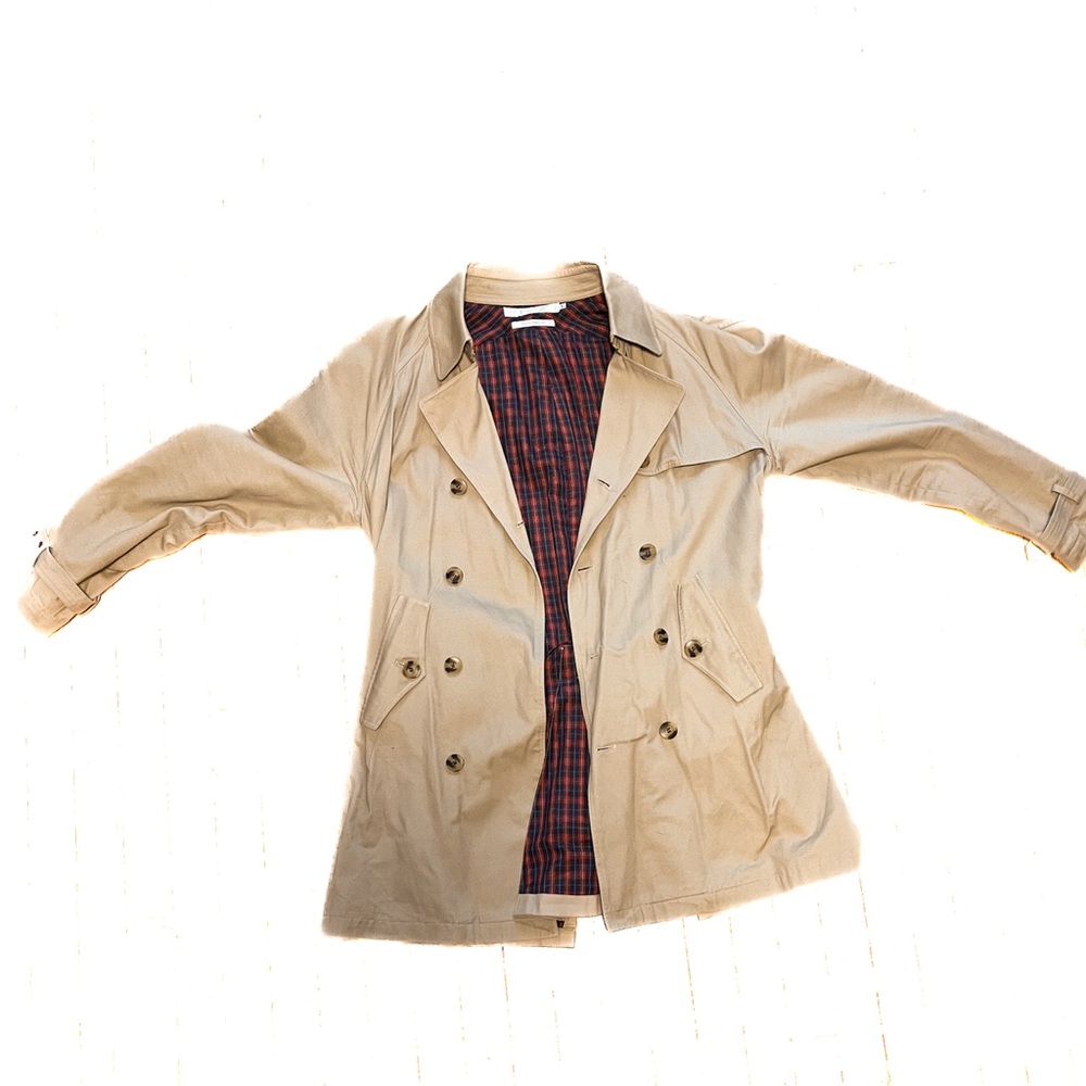 Men's Tan light weight trenchCoat